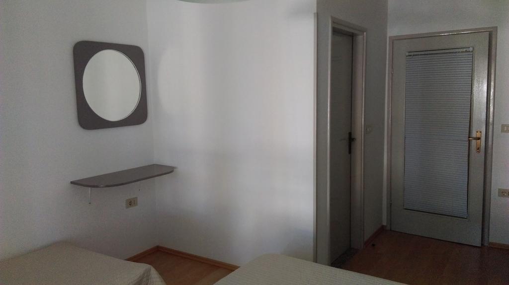 Fiori Apartment Umag Exterior photo